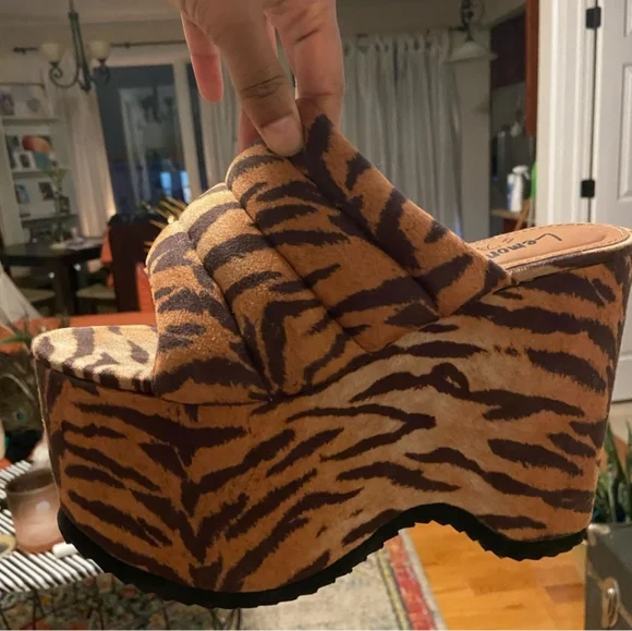 Privileged lemon drop platform sandals size 8.5 - Picture 13 of 13